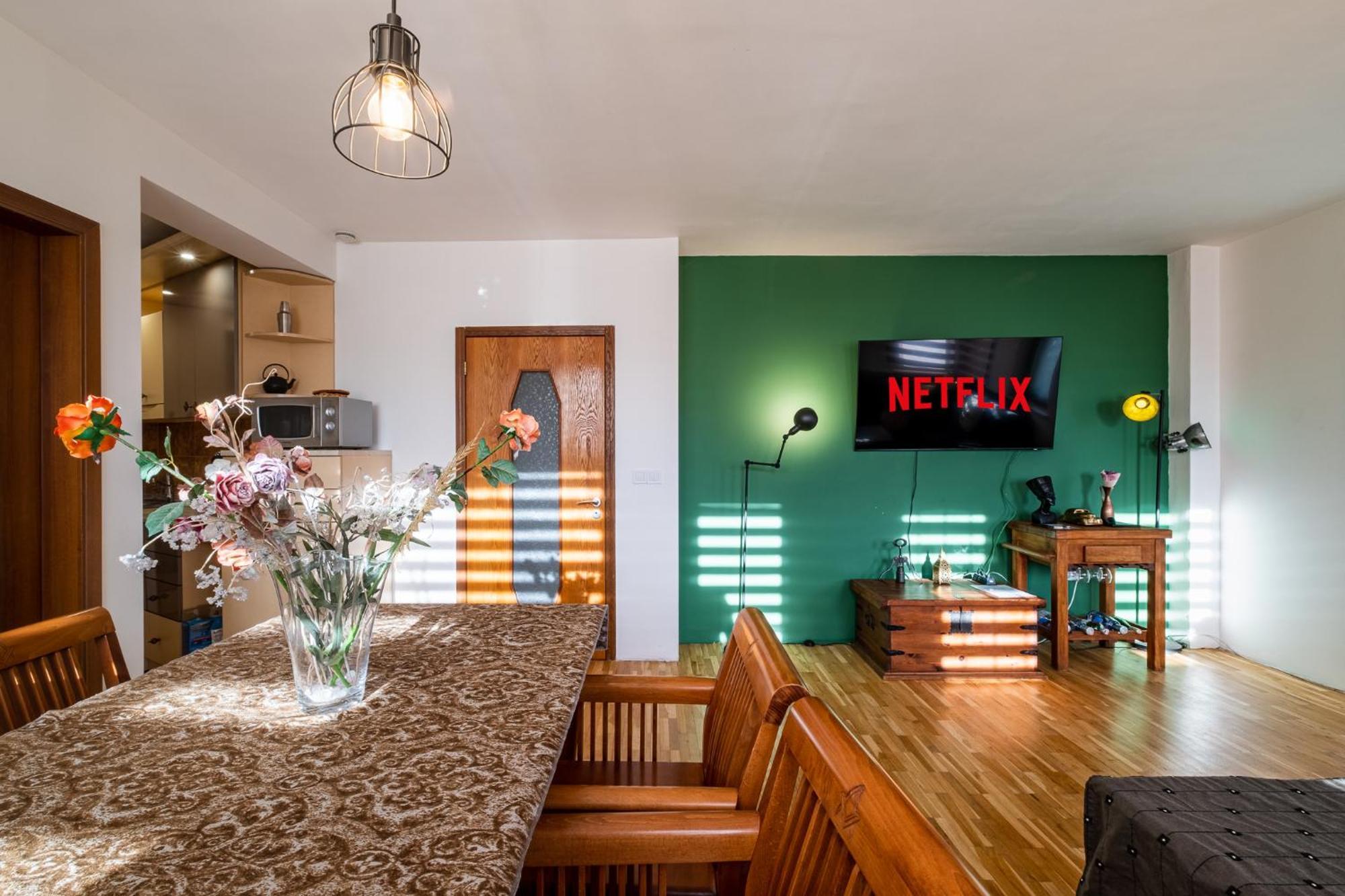Roman Thermae 2Bdrm Sunny Apartment Варна Экстерьер фото