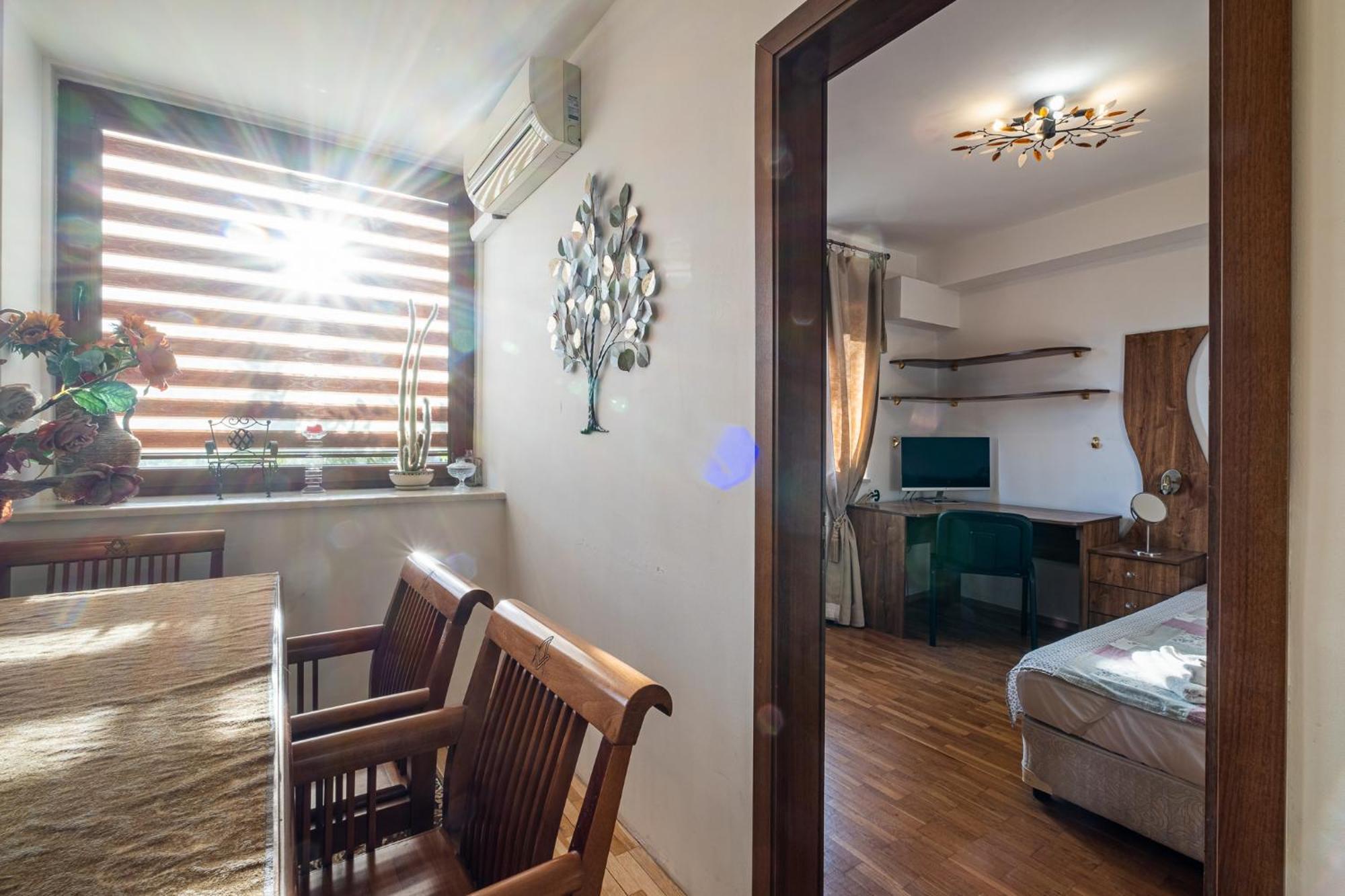 Roman Thermae 2Bdrm Sunny Apartment Варна Экстерьер фото